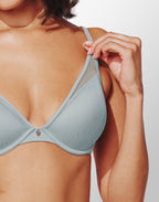 Soft Seamless No-Line Underwear Uplift Plunge Bra
